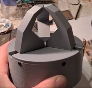 Robot tri claw