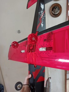 airplane and robot wheels
