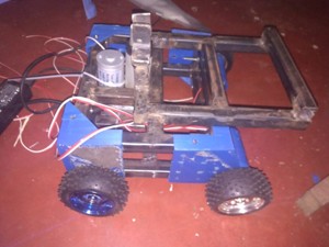 Robot for carrying small ...