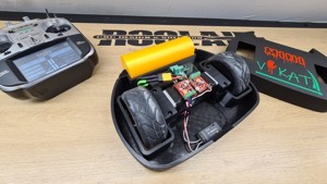 3D printable RC ROBOT for Football or Sumo