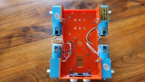 4WD CHASSIC CAR ARDUINO ROBOT