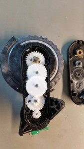 Gear set for LG hom-bot VR6270