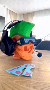 CYBER SKULL HEADSET / - PHONES STAND - INSPIRED BY THE GAME CYBER PUNK