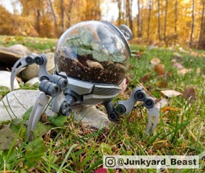Terrarium Droid Mk-1
