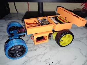 WIFI CONTROLLED RC CAR USING NODEMCU