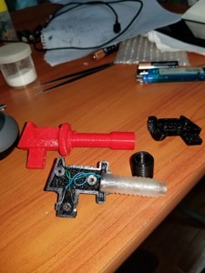 maycrowd robot gun