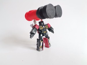 TRANSFORMERS WAR FOR CYBERTRON CASSETE ROBOT ACCESSORIES