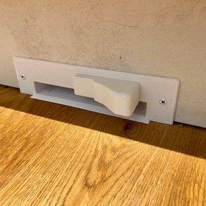Central vacuum cleaner - vacusweep socket locker