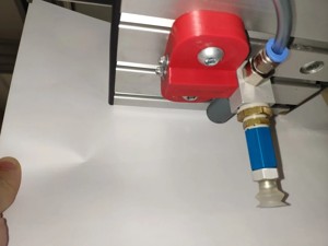 Vacuum Gripper holder for custom cartesian robot