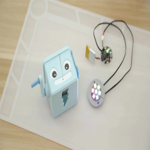 Hand Crank Solder Dispenser