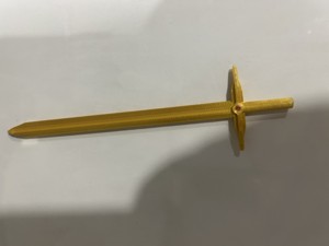 TRANSFORMERS ADVENT CALENDAR DAY 1: GREATSWORD