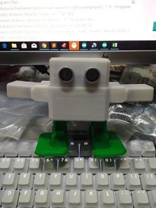 otto with arms
