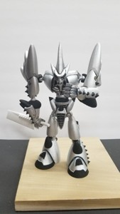 SMOOTH BLADE ROBOT.