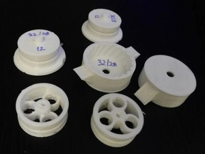 Customizable wheel for silicone tyres