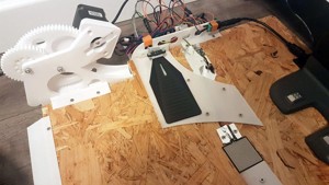 Automated garage for robot vacuum cleaner