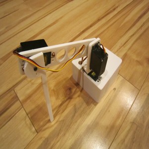 Simple servo based robot arm
